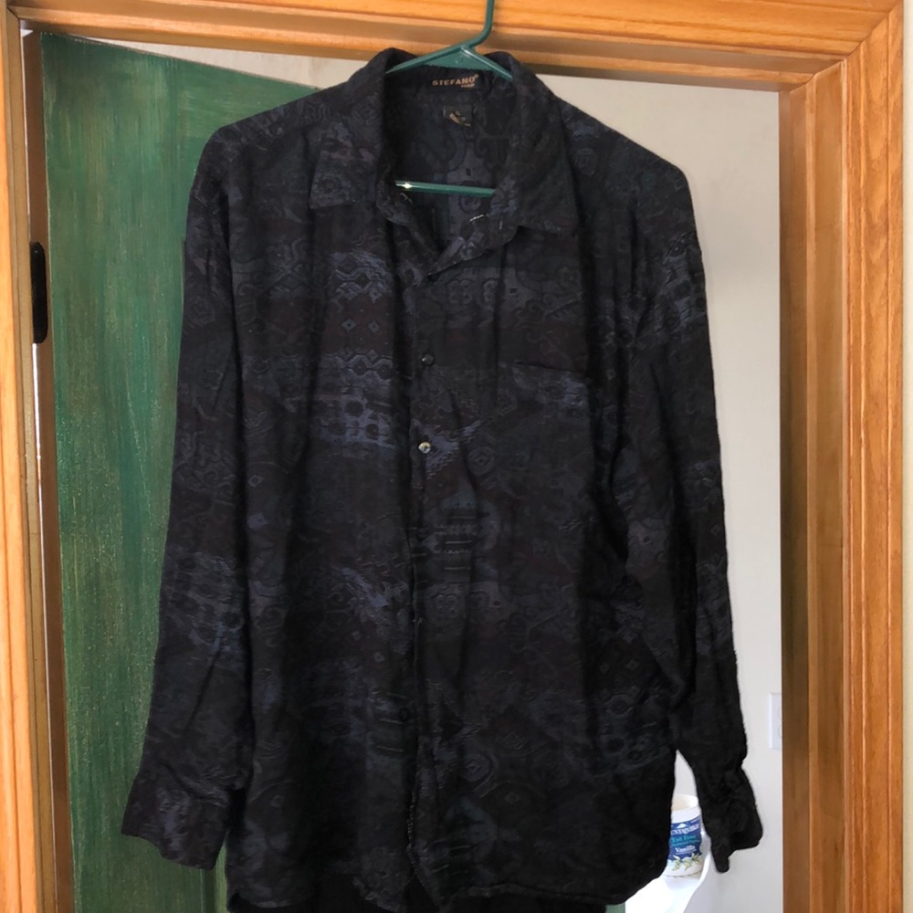Men’s long sleeve shirt